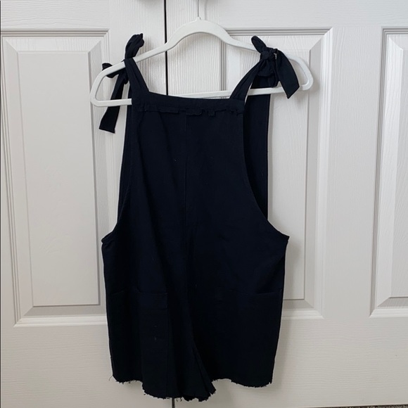Princess Polly Romper - Picture 2 of 4